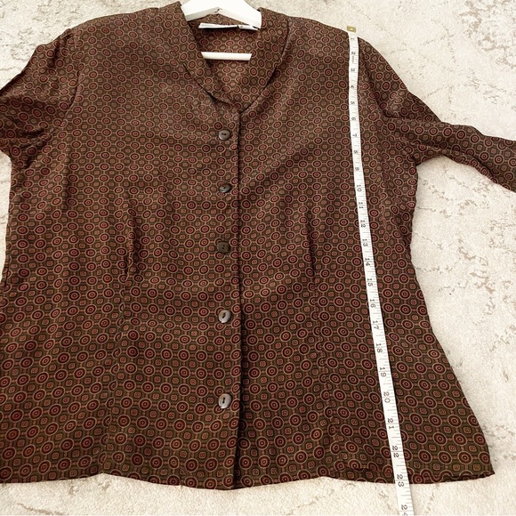 Liz Claiborne Petite Vintage Silk Blouse Size 8 Petite - Picture 10 of 11